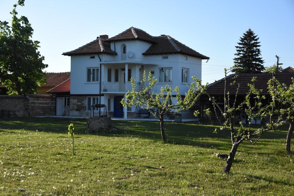 Guest House Ongal Krushuna Buitenkant foto
